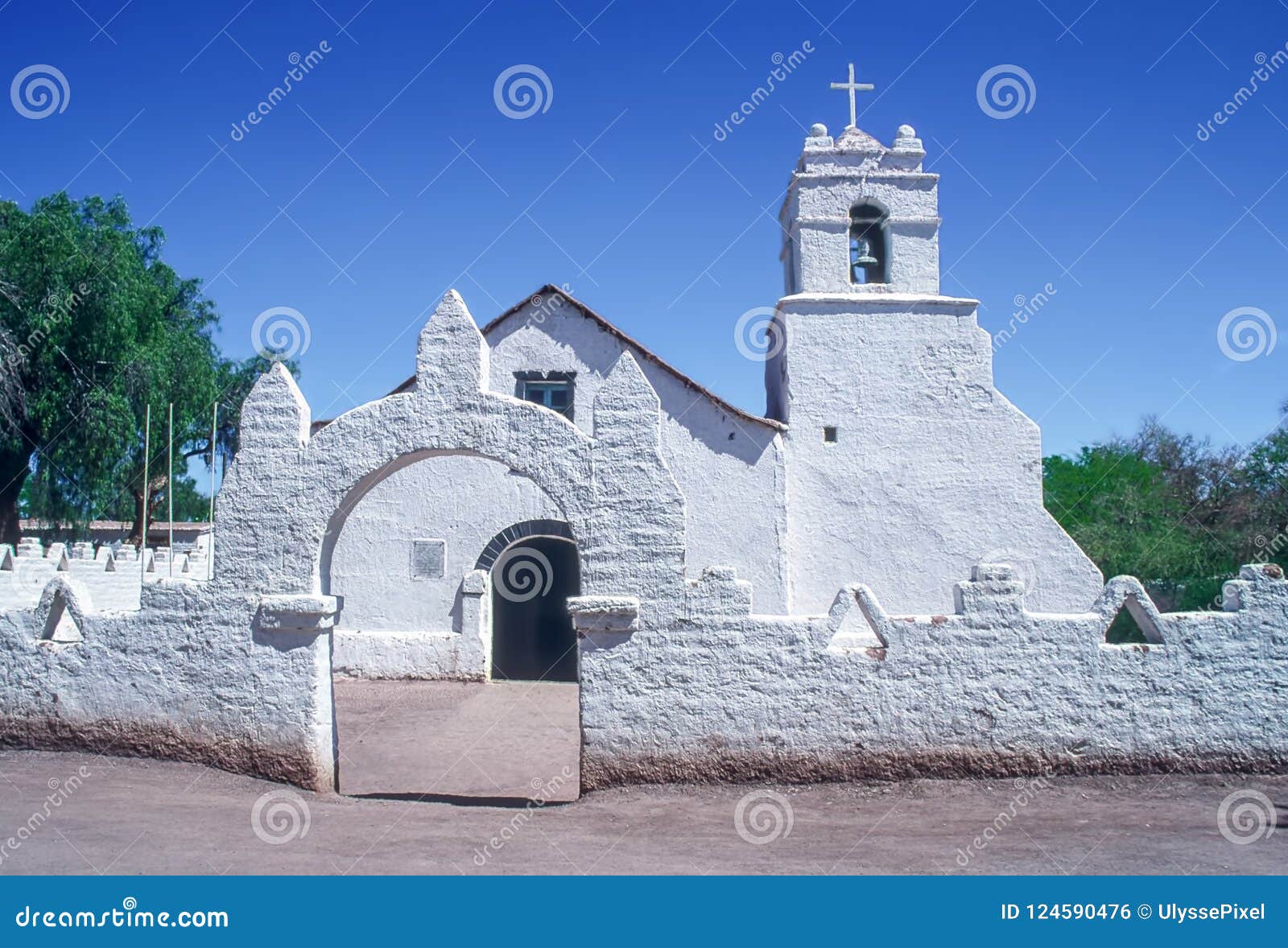 https://mdw-travel-data-us-east-1.s3.amazonaws.com/img/country/Chile/Church-of-San-Pedro-de-Atacama/img_03.jpg