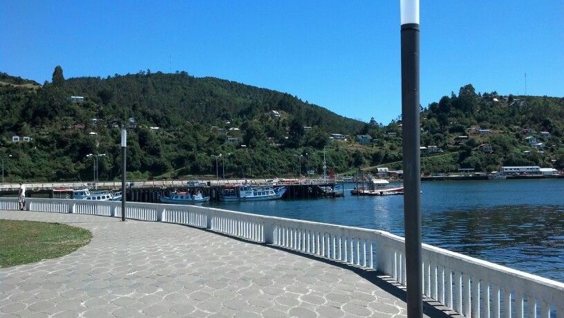 https://mdw-travel-data-us-east-1.s3.amazonaws.com/img/country/Chile/Corral-Castle/img_02.jpg