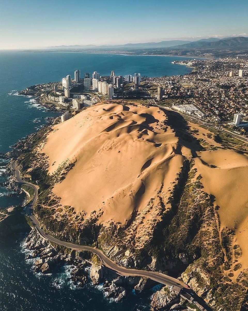 https://mdw-travel-data-us-east-1.s3.amazonaws.com/img/country/Chile/Dunas-de-Panama/img_01.jpg