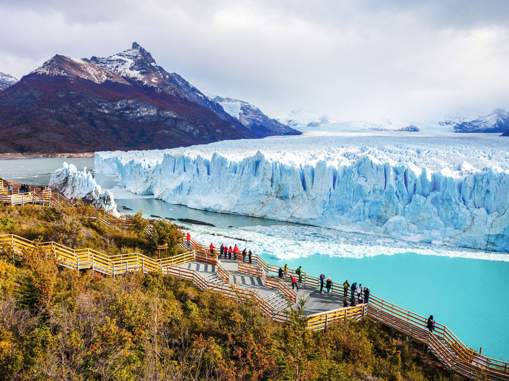 https://mdw-travel-data-us-east-1.s3.amazonaws.com/img/country/Chile/El-Calafate/img_02.jpg