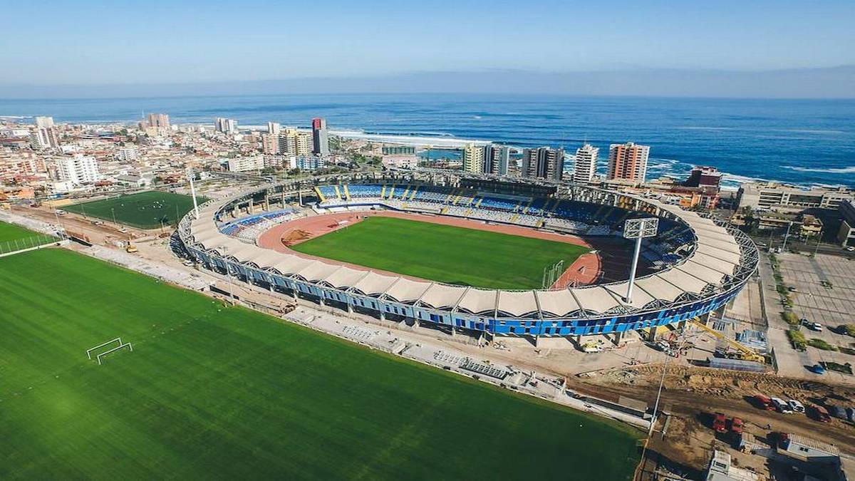 https://mdw-travel-data-us-east-1.s3.amazonaws.com/img/country/Chile/Estadio-Regional-Calvo-y-Bascunan/img_01.jpg