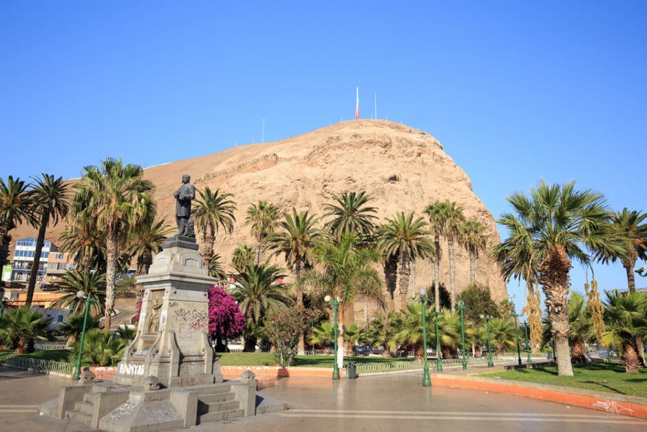 https://mdw-travel-data-us-east-1.s3.amazonaws.com/img/country/Chile/Fuerte-de-Arica/img_00.jpg