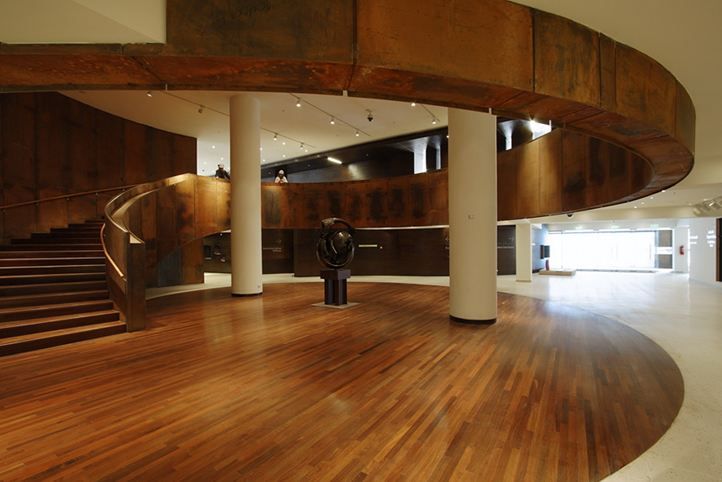 https://mdw-travel-data-us-east-1.s3.amazonaws.com/img/country/Chile/Gabriela-Mistral-Cultural-Center/img_01.jpg