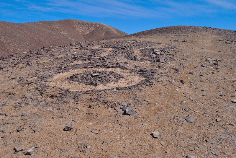 https://mdw-travel-data-us-east-1.s3.amazonaws.com/img/country/Chile/Geoglyphs-of-Chug-Chug/img_01.jpg