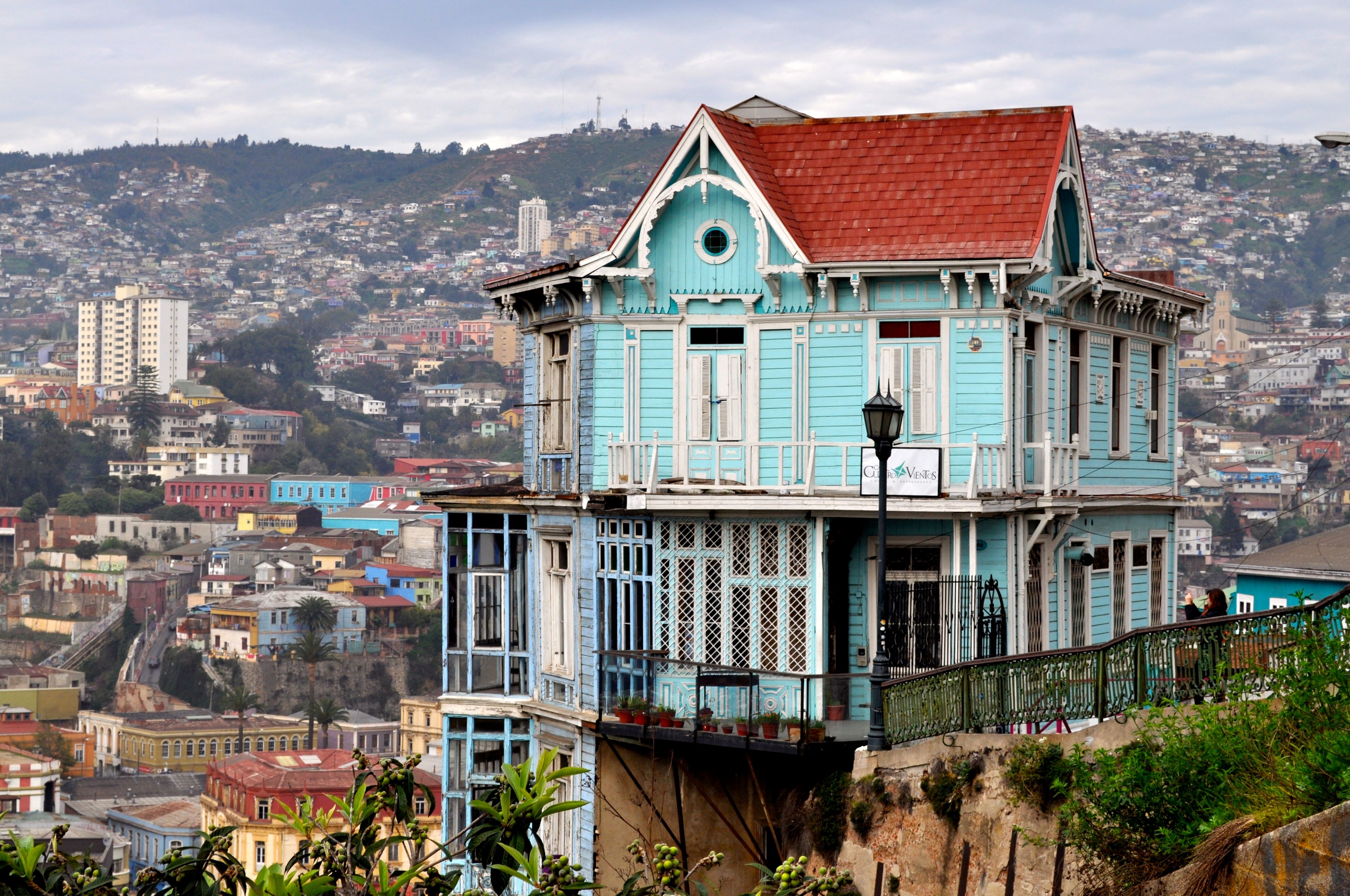 https://mdw-travel-data-us-east-1.s3.amazonaws.com/img/country/Chile/Kuschel-House/img_02.jpg