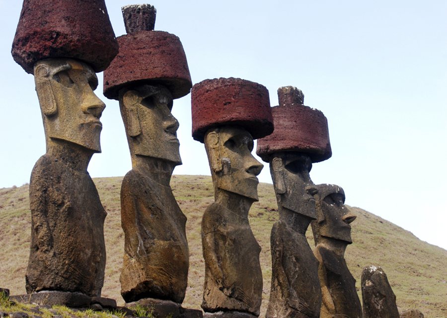 https://mdw-travel-data-us-east-1.s3.amazonaws.com/img/country/Chile/La-Playa-de-los-Canones/img_01.jpg