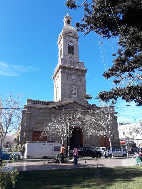 https://mdw-travel-data-us-east-1.s3.amazonaws.com/img/country/Chile/La-Serena-Cathedral/img_03.jpg