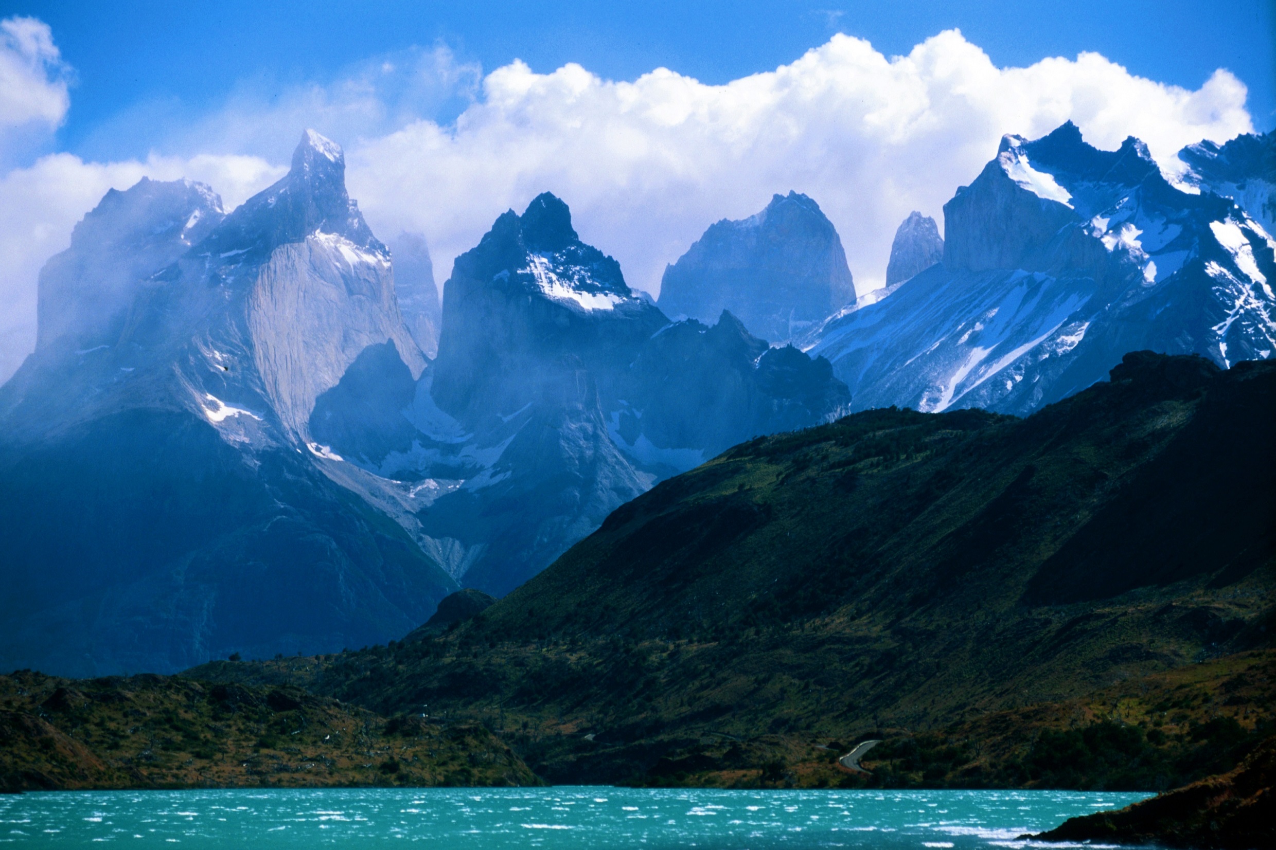 https://mdw-travel-data-us-east-1.s3.amazonaws.com/img/country/Chile/Lahuenco/img_01.jpg