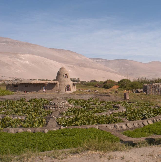 https://mdw-travel-data-us-east-1.s3.amazonaws.com/img/country/Chile/Lluta-Valley/img_00.jpg