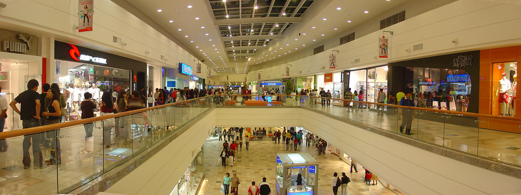 https://mdw-travel-data-us-east-1.s3.amazonaws.com/img/country/Chile/Mall-Plaza-Antofagasta/img_02.jpg
