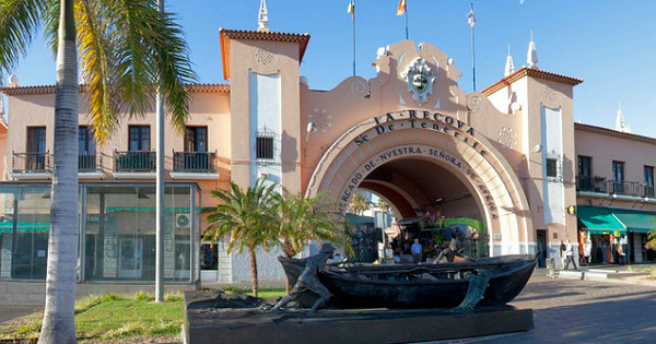 https://mdw-travel-data-us-east-1.s3.amazonaws.com/img/country/Chile/Mercado-Municipal-La-Recova/img_01.jpg