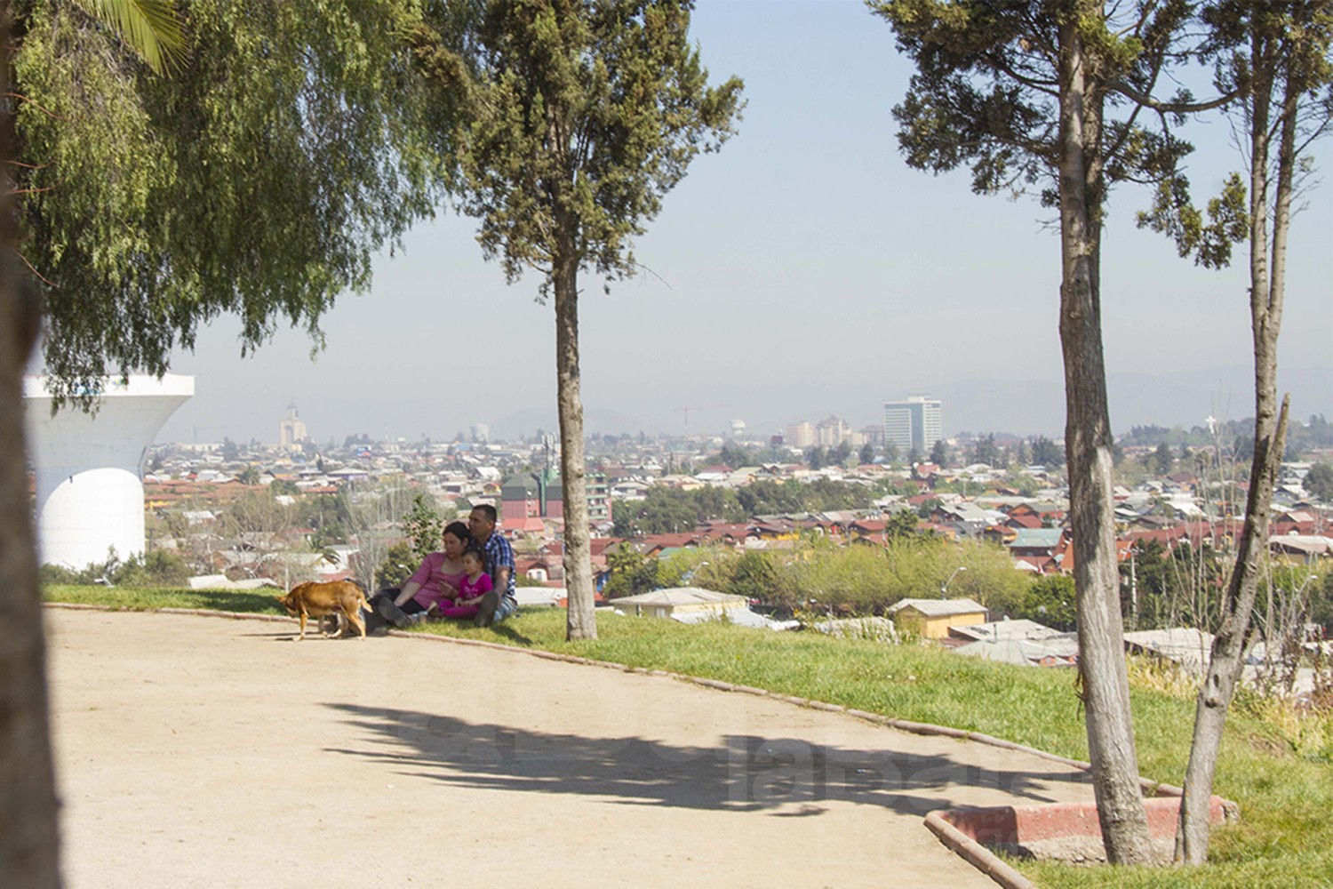 https://mdw-travel-data-us-east-1.s3.amazonaws.com/img/country/Chile/Mirador-Paseo-21-de-Mayo/img_03.jpg