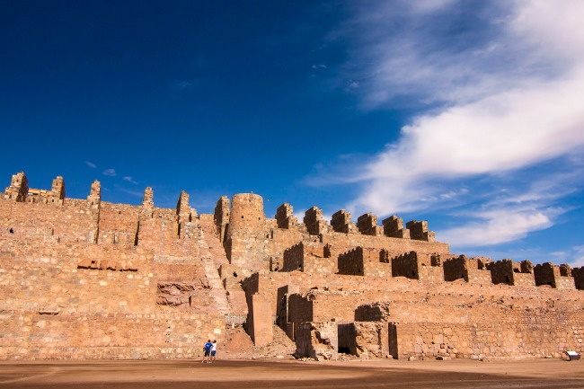 https://mdw-travel-data-us-east-1.s3.amazonaws.com/img/country/Chile/Museo-Ruinas-de-Huanchaca/img_00.jpg