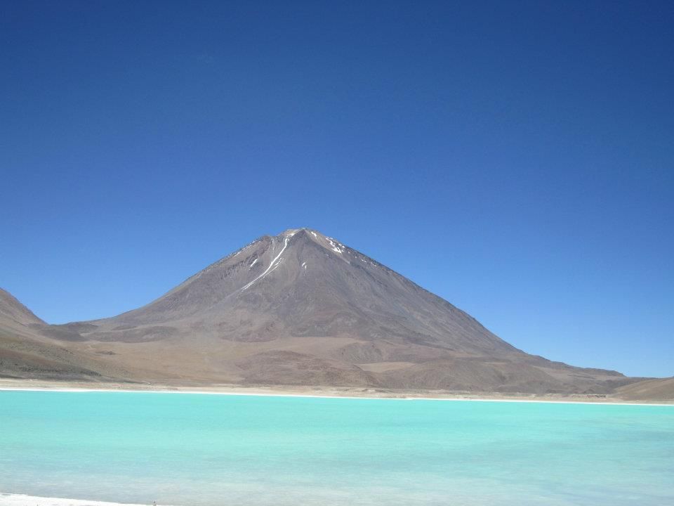 https://mdw-travel-data-us-east-1.s3.amazonaws.com/img/country/Chile/Nacional-Flamingo-Reserve/img_03.jpg