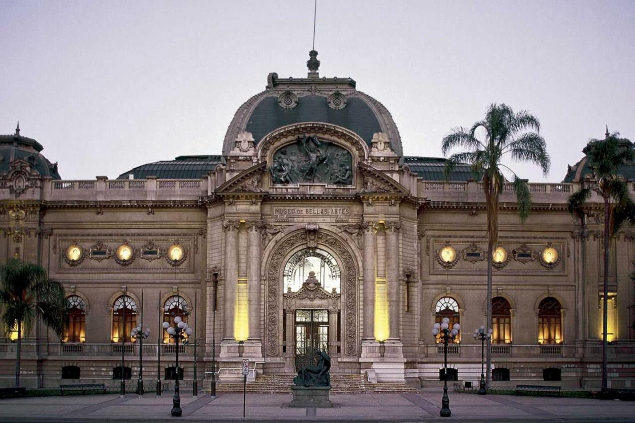https://mdw-travel-data-us-east-1.s3.amazonaws.com/img/country/Chile/National-Museum-of-Fine-Arts/img_02.jpg