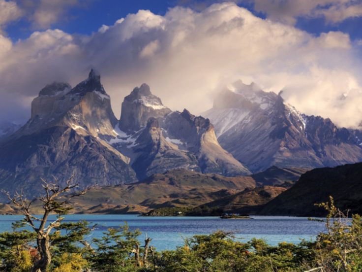 https://mdw-travel-data-us-east-1.s3.amazonaws.com/img/country/Chile/National-Park-Conguillio/img_02.jpg