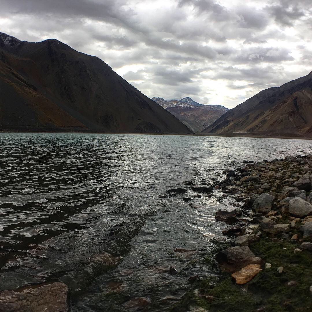 https://mdw-travel-data-us-east-1.s3.amazonaws.com/img/country/Chile/Nature-Sanctuary/img_01.jpg