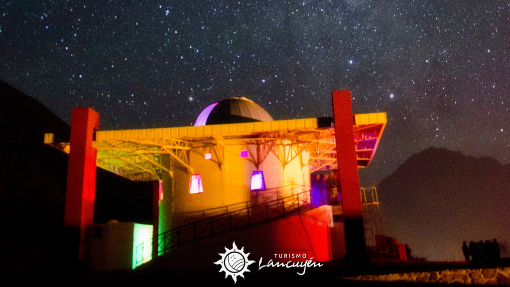 https://mdw-travel-data-us-east-1.s3.amazonaws.com/img/country/Chile/Observatorio-Astronomico-Cerro-Mamalluca/img_02.jpg