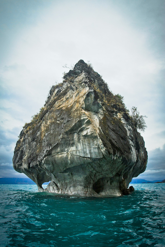 https://mdw-travel-data-us-east-1.s3.amazonaws.com/img/country/Chile/Piedra-Azul/img_02.jpg