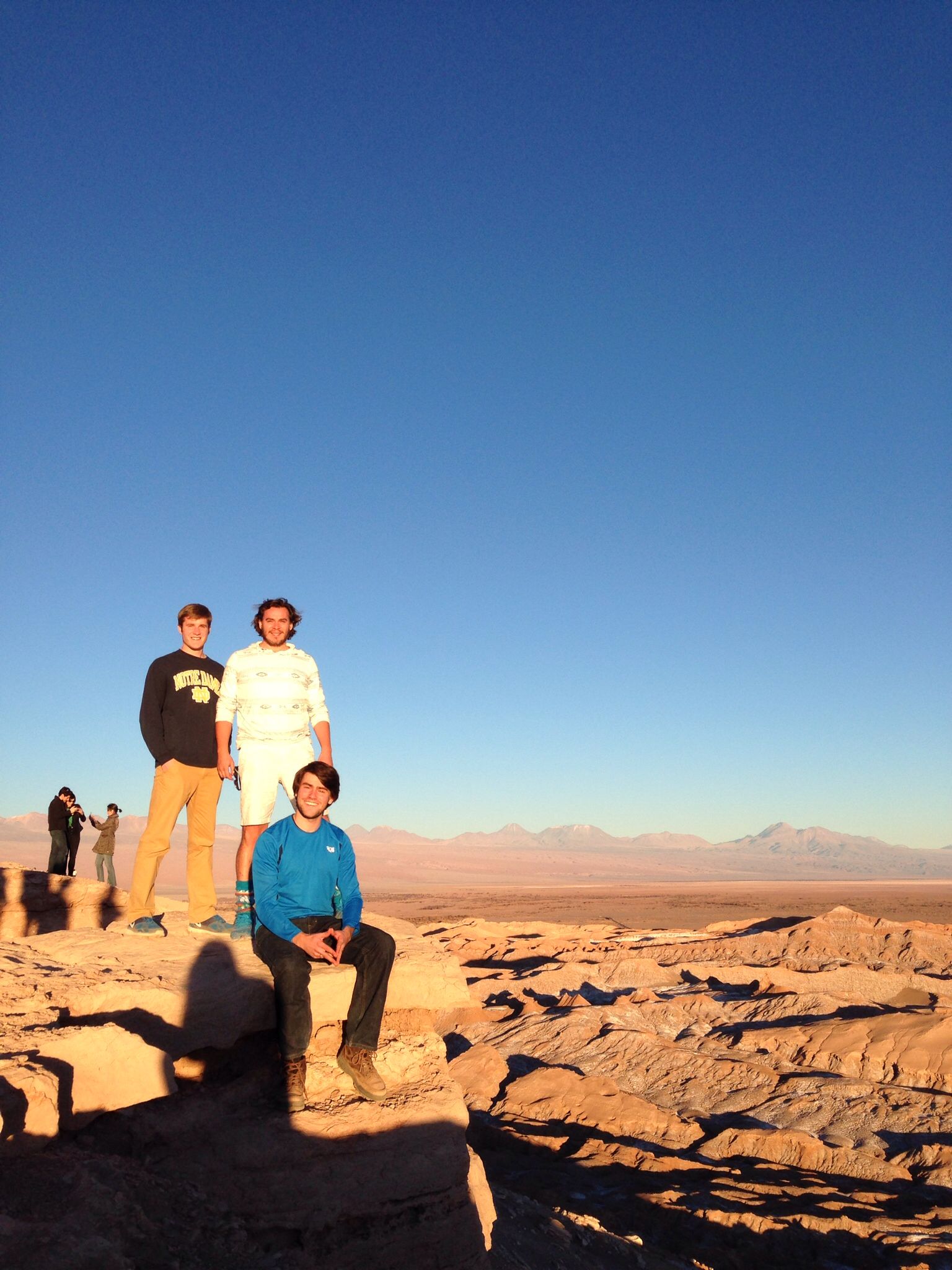 https://mdw-travel-data-us-east-1.s3.amazonaws.com/img/country/Chile/Piedra-del-Coyote/img_03.jpg