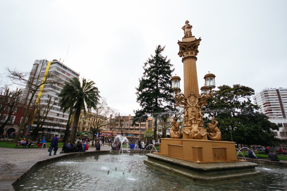 https://mdw-travel-data-us-east-1.s3.amazonaws.com/img/country/Chile/Plaza-de-la-Independencia/img_01.jpg