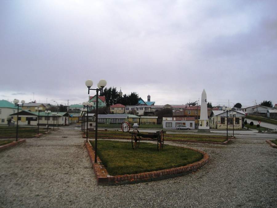 https://mdw-travel-data-us-east-1.s3.amazonaws.com/img/country/Chile/Porvenir/img_02.jpg