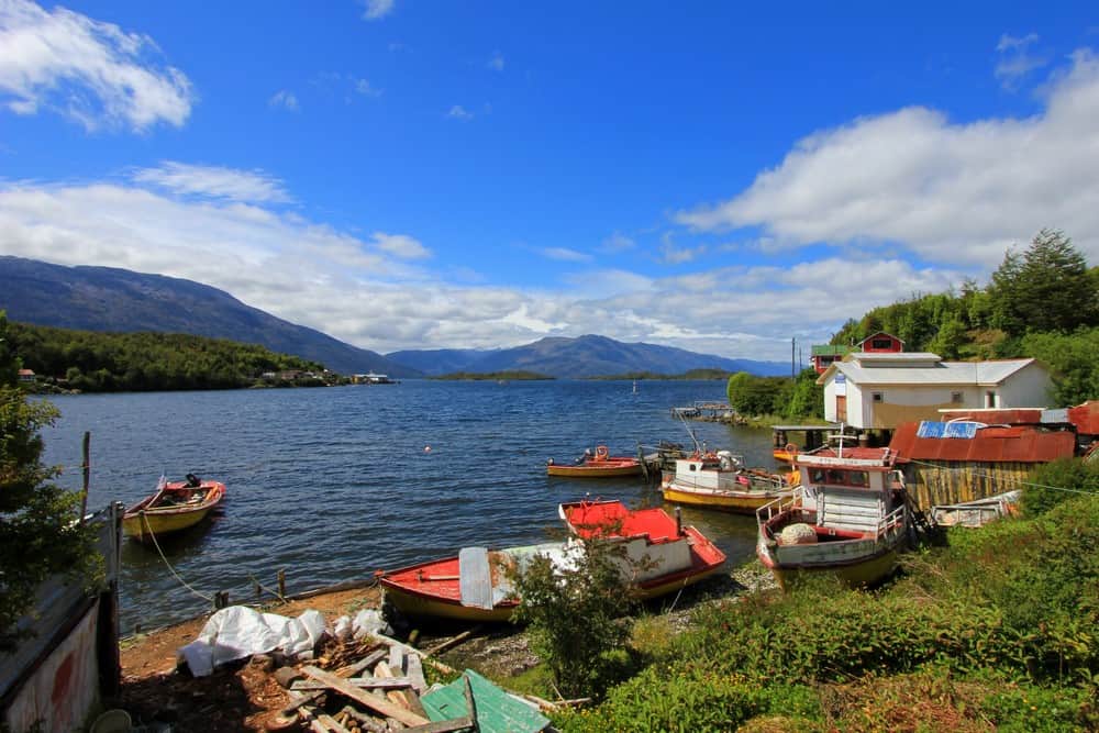 https://mdw-travel-data-us-east-1.s3.amazonaws.com/img/country/Chile/Puerto-Eden/img_03.jpg