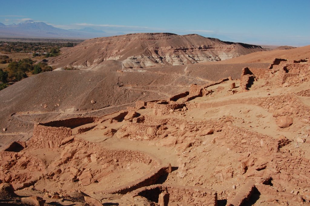 https://mdw-travel-data-us-east-1.s3.amazonaws.com/img/country/Chile/Pukara-de-Quitor/img_02.jpg