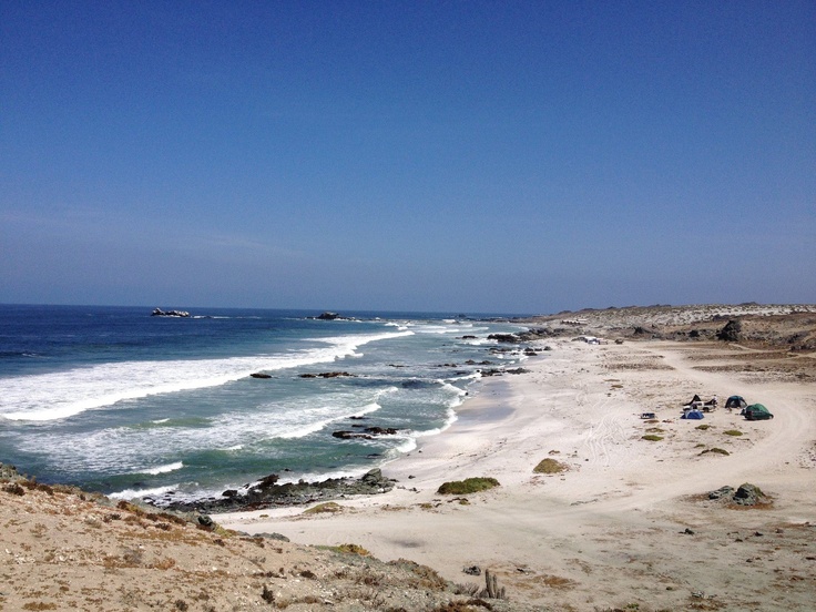 https://mdw-travel-data-us-east-1.s3.amazonaws.com/img/country/Chile/Punta-de-Choros/img_01.jpg