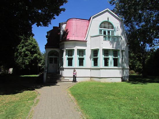 https://mdw-travel-data-us-east-1.s3.amazonaws.com/img/country/Chile/Regional-Museum-of-Contemporary-Art-of-Valdivia/img_01.jpg