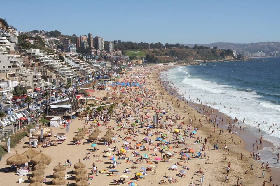 https://mdw-travel-data-us-east-1.s3.amazonaws.com/img/country/Chile/Renaca-Beach/img_02.jpg