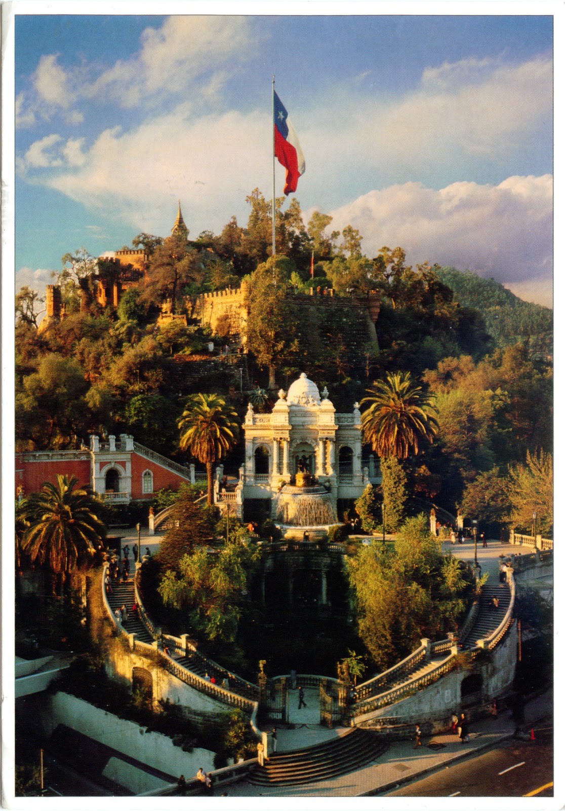 https://mdw-travel-data-us-east-1.s3.amazonaws.com/img/country/Chile/Santa-Lucia-Hill/img_02.jpg