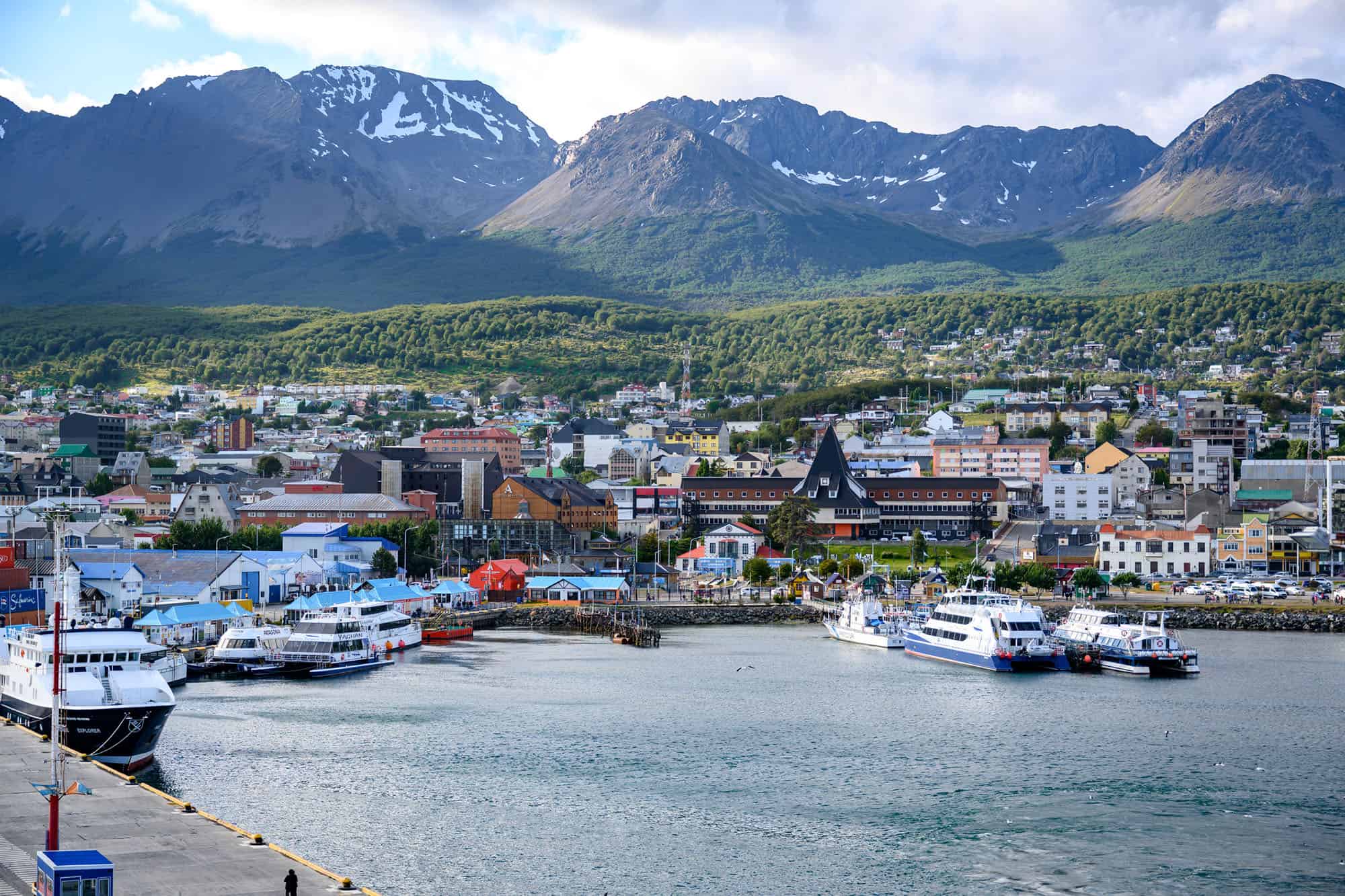 https://mdw-travel-data-us-east-1.s3.amazonaws.com/img/country/Chile/Ushuaia/img_03.jpg