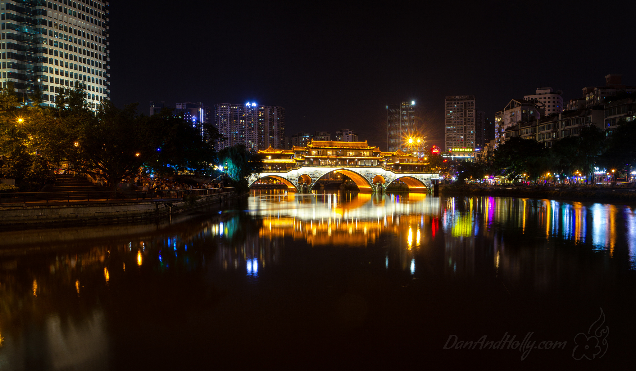 https://mdw-travel-data-us-east-1.s3.amazonaws.com/img/country/China/Anshun-Bridge/img_01.jpg