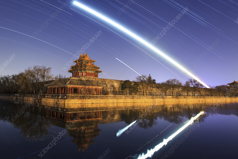 https://mdw-travel-data-us-east-1.s3.amazonaws.com/img/country/China/Avenue-of-Stars/img_01.jpg