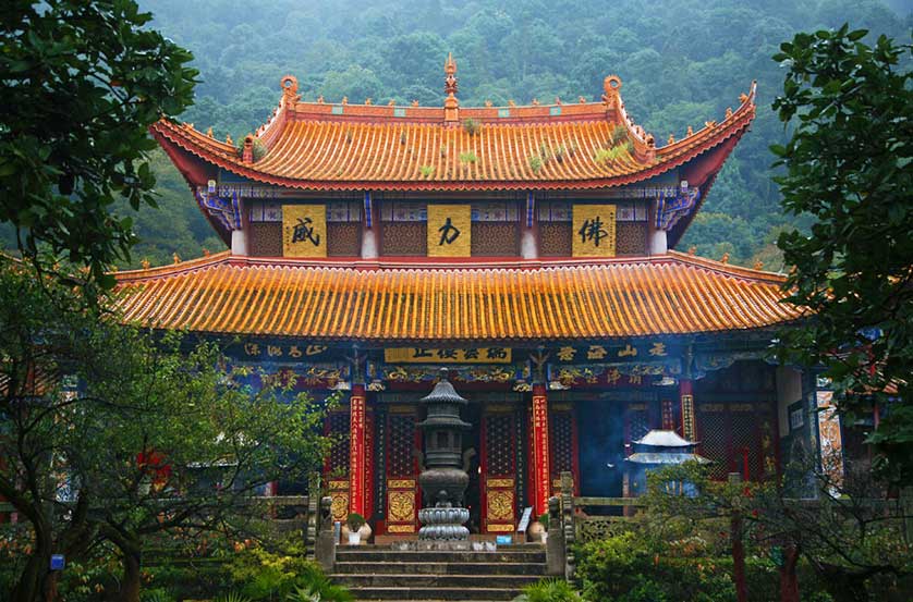 https://mdw-travel-data-us-east-1.s3.amazonaws.com/img/country/China/Bamboo-Temple/img_03.jpg