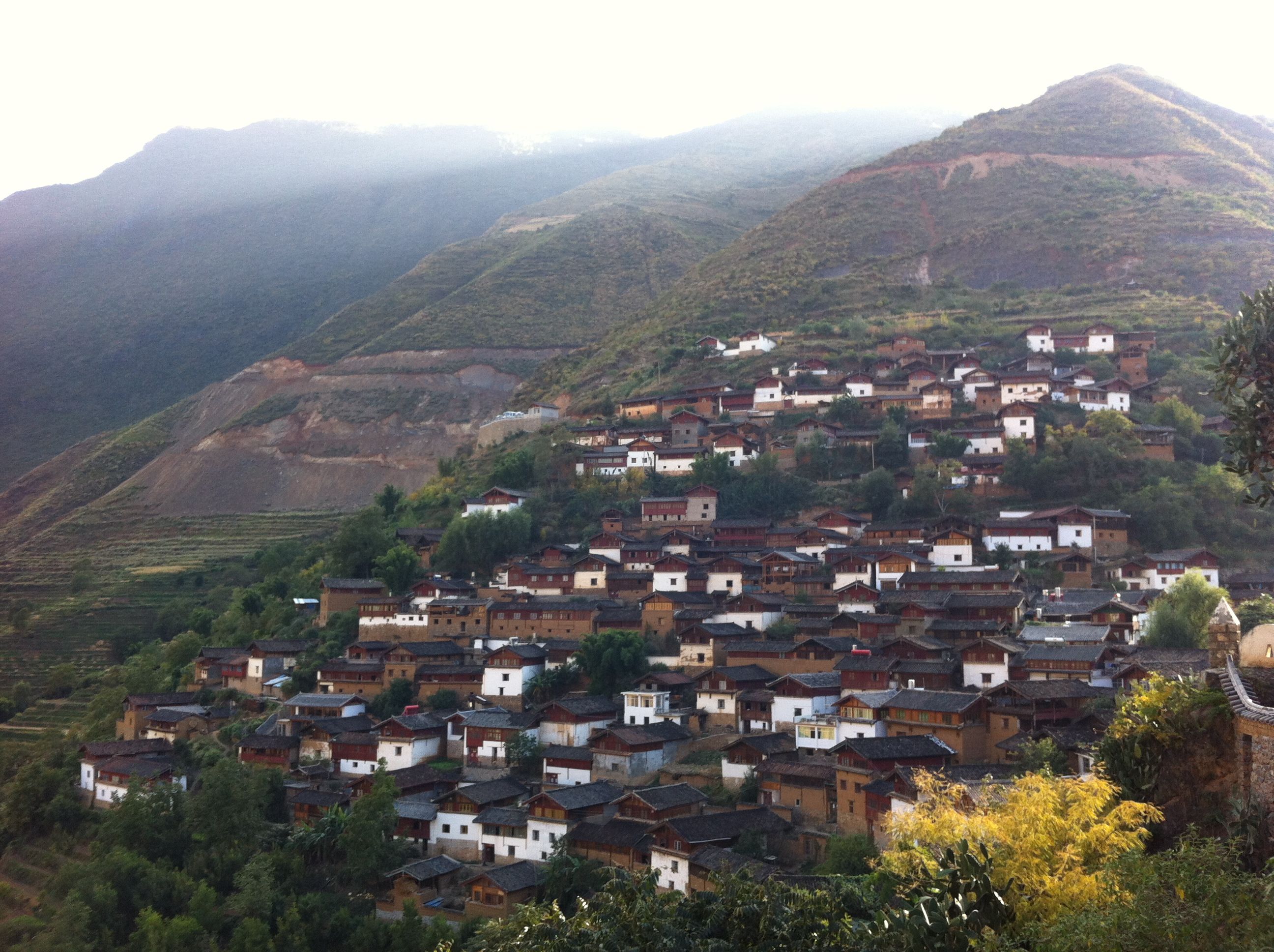 https://mdw-travel-data-us-east-1.s3.amazonaws.com/img/country/China/Baoshan-Stone-Town/img_02.jpg