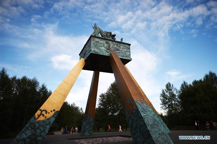 https://mdw-travel-data-us-east-1.s3.amazonaws.com/img/country/China/Beiji-Village-Snow-Sculpture-Park/img_03.jpg