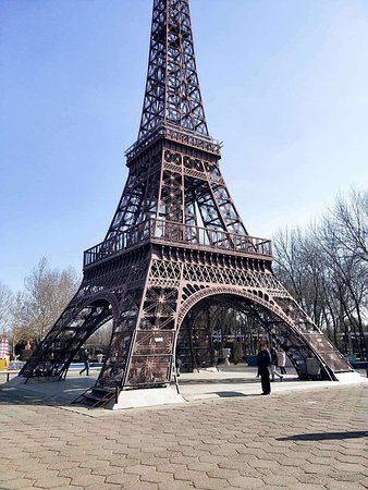 https://mdw-travel-data-us-east-1.s3.amazonaws.com/img/country/China/Beijing-World-Park/img_05.jpg