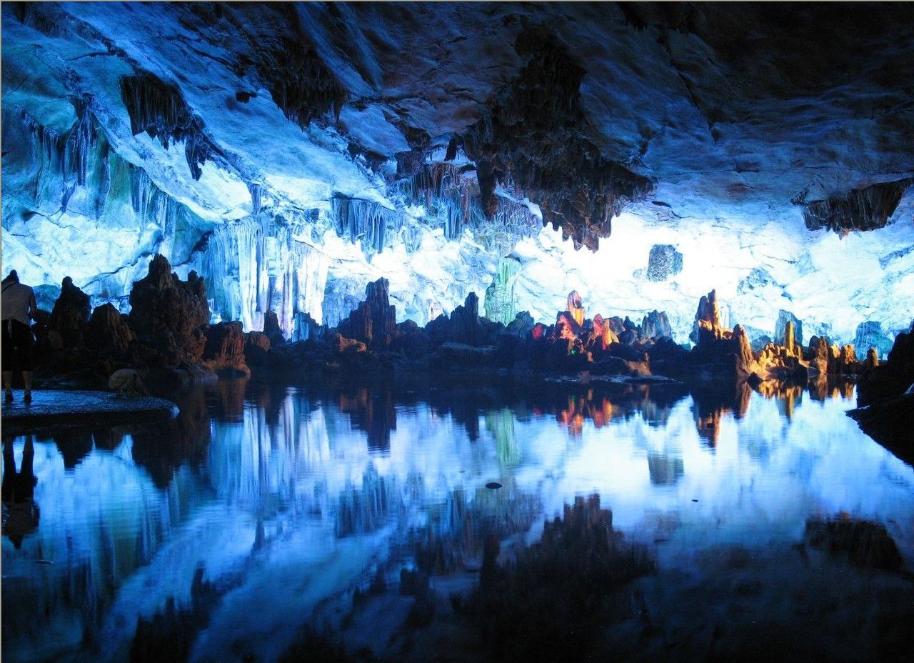 https://mdw-travel-data-us-east-1.s3.amazonaws.com/img/country/China/Benxi-Water-Cave/img_01.jpg