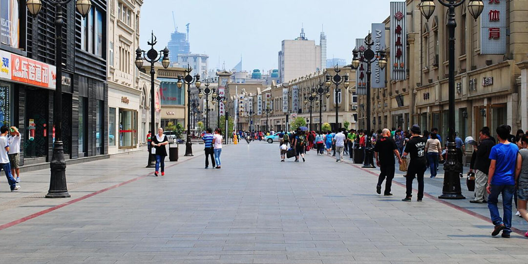 https://mdw-travel-data-us-east-1.s3.amazonaws.com/img/country/China/Binjiang-Avenue-Shopping-Street/img_04.jpg
