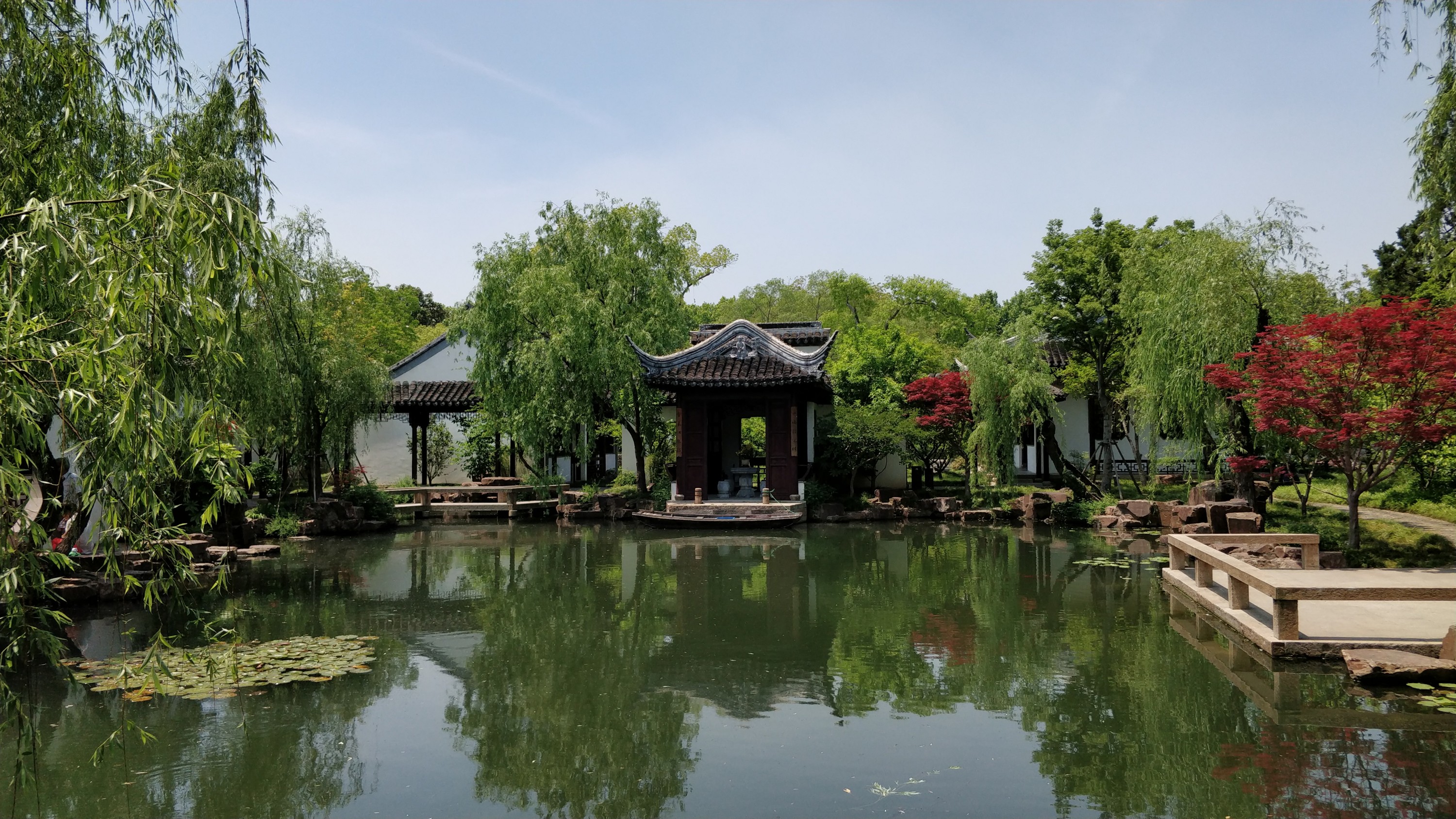 https://mdw-travel-data-us-east-1.s3.amazonaws.com/img/country/China/Canglang-Pavilion/img_00.jpg
