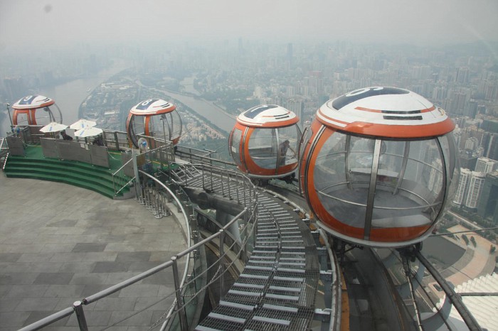 https://mdw-travel-data-us-east-1.s3.amazonaws.com/img/country/China/Canton-Tower-Bubble-Tram/img_01.jpg