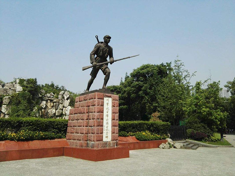 https://mdw-travel-data-us-east-1.s3.amazonaws.com/img/country/China/Chengdu-Renmin-Park/img_02.jpg