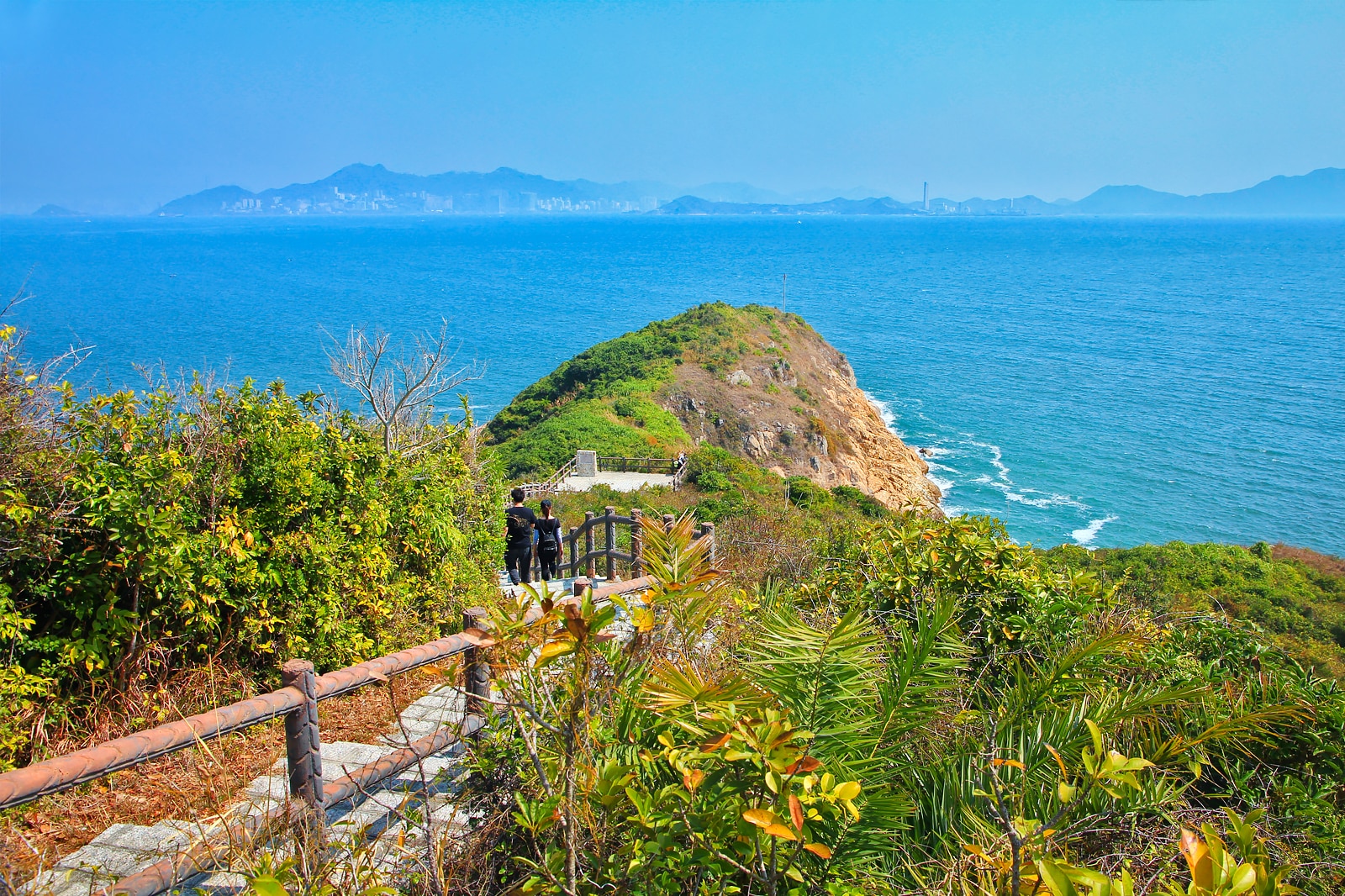 https://mdw-travel-data-us-east-1.s3.amazonaws.com/img/country/China/Cheung-Chau-Island/img_01.jpg