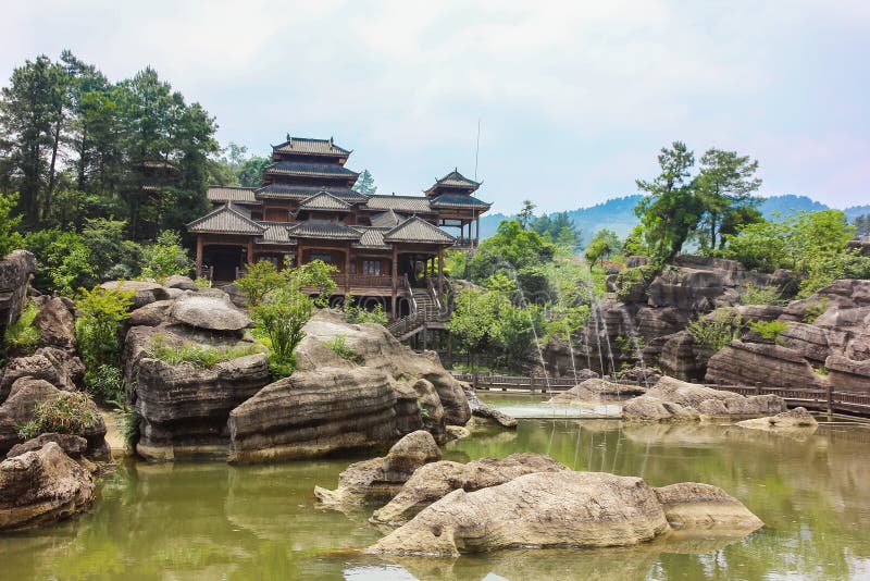 https://mdw-travel-data-us-east-1.s3.amazonaws.com/img/country/China/Chongqing-National-Geological-Park/img_01.jpg