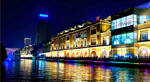 https://mdw-travel-data-us-east-1.s3.amazonaws.com/img/country/China/Chu-River-and-Han-Street/img_00.jpg