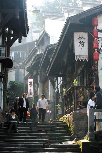 https://mdw-travel-data-us-east-1.s3.amazonaws.com/img/country/China/Ciqikou-Ancient-Town/img_02.jpg