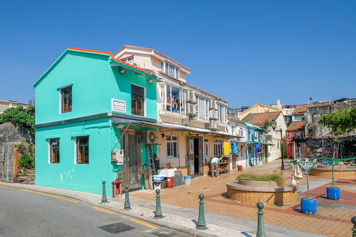 https://mdw-travel-data-us-east-1.s3.amazonaws.com/img/country/China/Coloane-Village/img_03.jpg