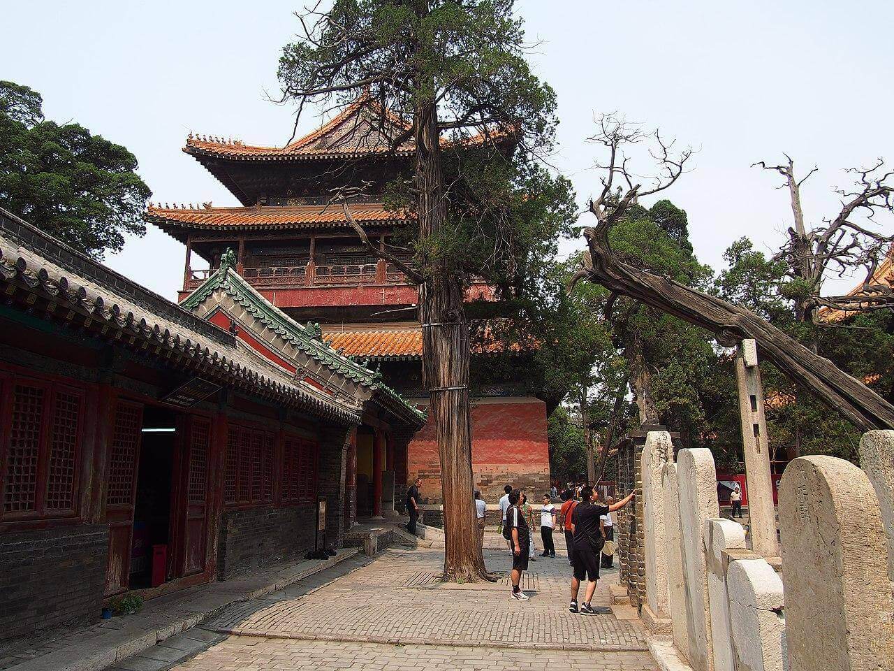 https://mdw-travel-data-us-east-1.s3.amazonaws.com/img/country/China/Confucius-Temple-Qufu/img_01.jpg